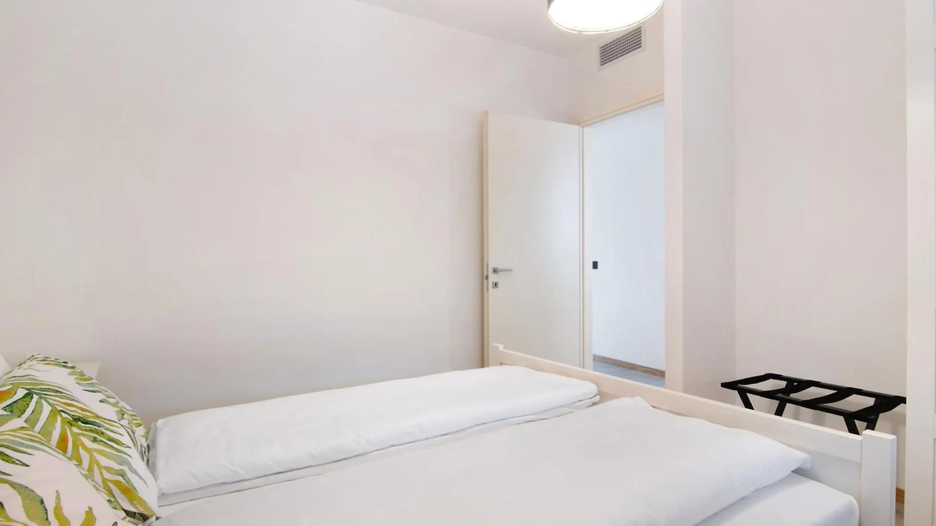 La Villa Del Lago In Giardino Colico Apartment