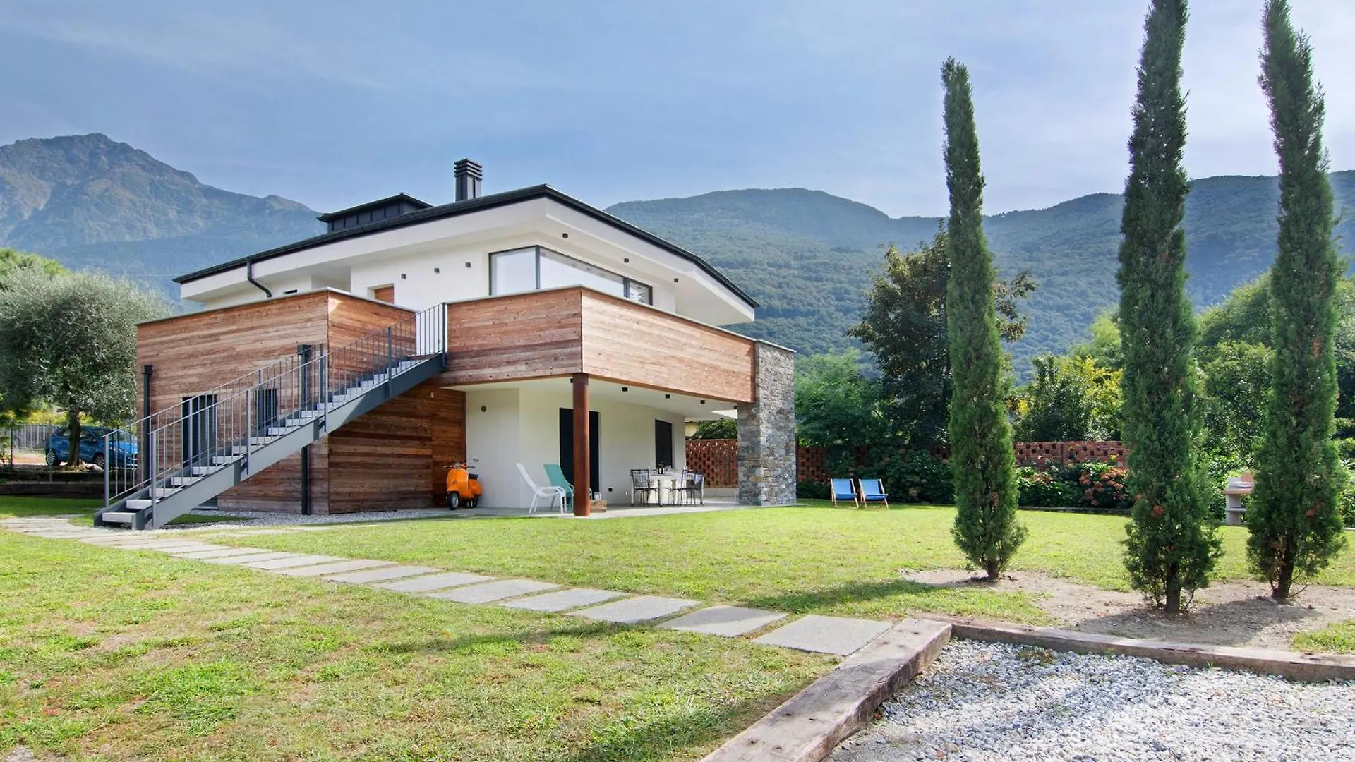 La Villa Del Lago In Giardino Colico Apartment